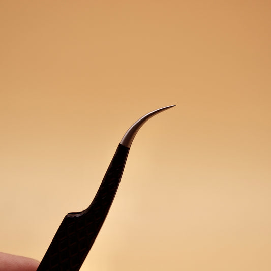 Curved Fibre Tip Tweezer