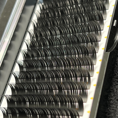 Matte Dark Classic Lashes - 0.2